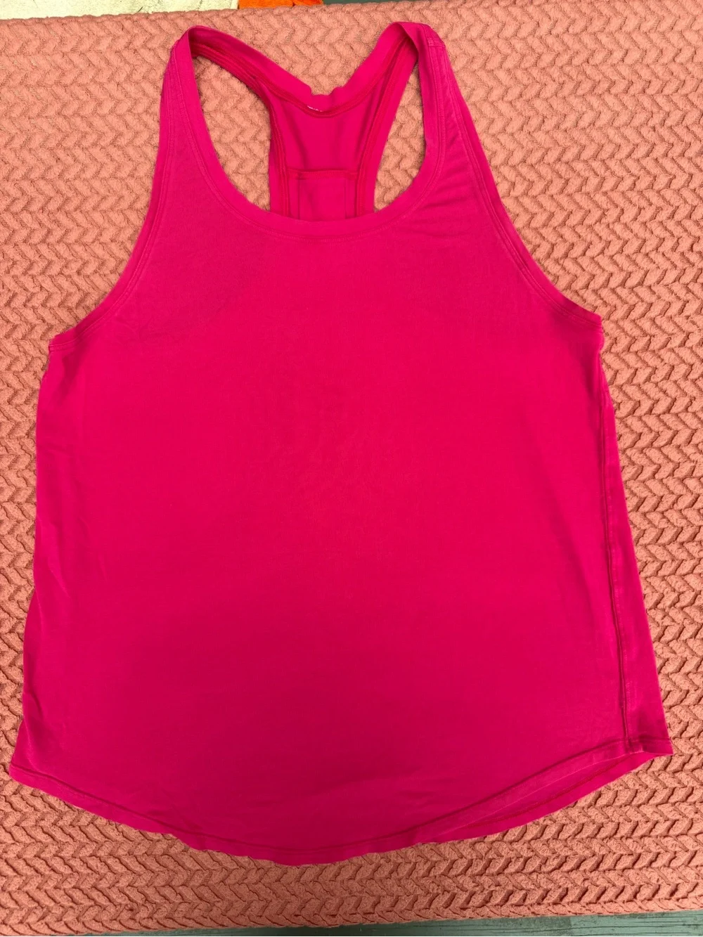Lululemon lot of 5 tank tops size 6 excellent condition most not worn
